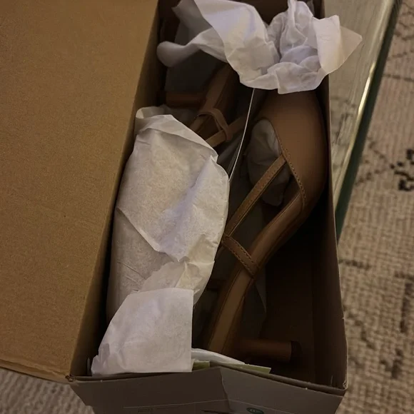 Annette Slingback Kitten Heels with Memory Foam Insole A New Day Tan new 🆕 - Picture 7 of 7